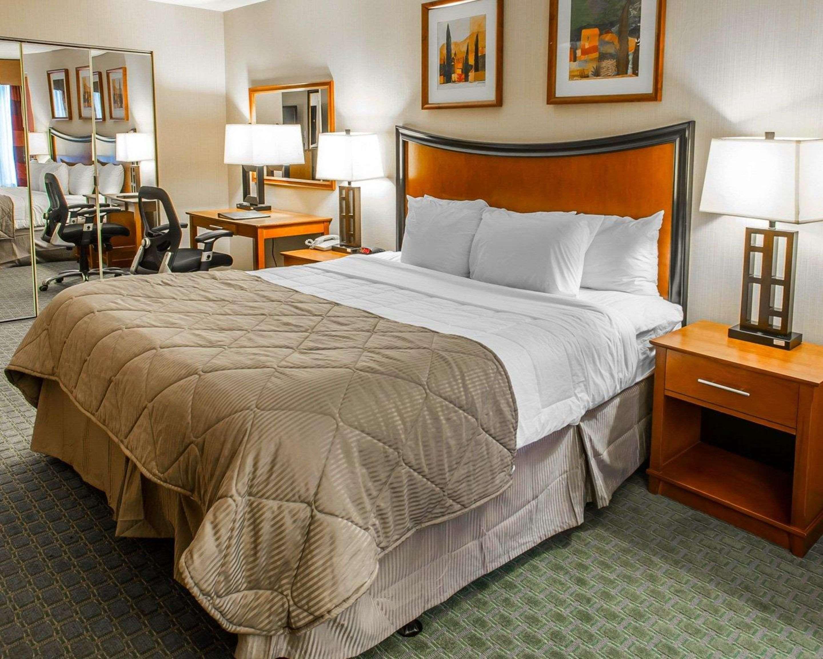 Quality Inn And Conference Center Greeley Downtown Eksteriør billede