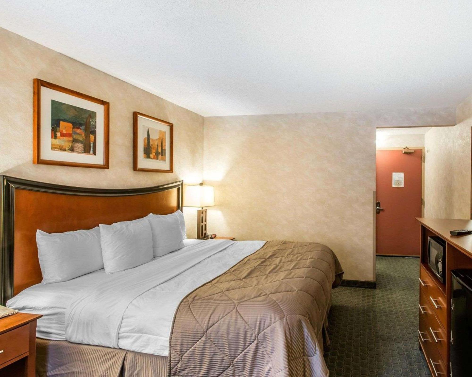 Quality Inn And Conference Center Greeley Downtown Eksteriør billede